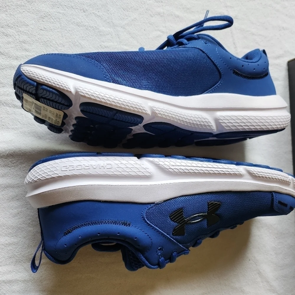 Under Armour Charged Assert 10 Lifestyle Fitness Blue Sz. 11.5 Running‎ Sneakers